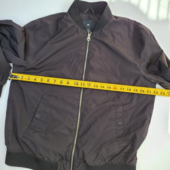 H&M Men's Lightweight Black Bomber Jacket Zip Up Windbreaker Size M - Picture 8 of 8
